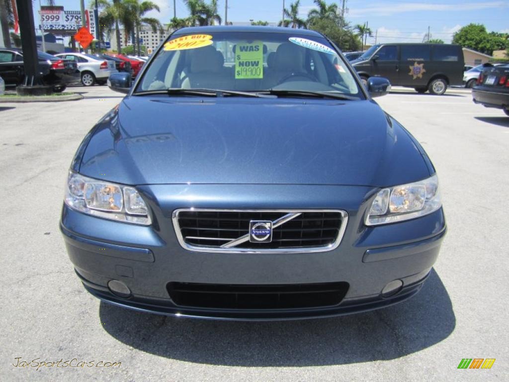 2007 S60 2.5T - Barents Blue Metallic / Taupe/Light Taupe photo #8