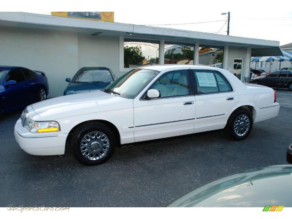 Vibrant White / Light Flint Mercury Grand Marquis GS