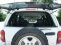 Jeep Liberty Limited 4x4 Stone White photo #25 Jeep Liberty Limited 4x4 Stone White photo #25