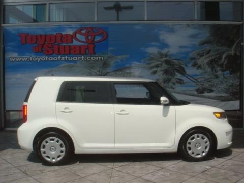 Super White 2008 Scion xB Super White 2008 Scion xB