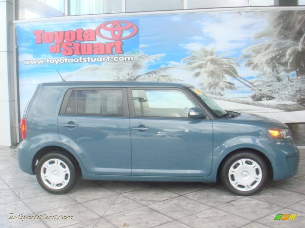 Hypnotic Teal Mica / Dark Gray Scion xB Hypnotic Teal Mica / Dark Gray Scion xB