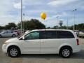 Chrysler Town & Country Touring Stone White photo #2 Chrysler Town & Country Touring Stone White photo #2