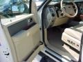 Ford Expedition Eddie Bauer White Suede photo #25