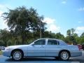 Lincoln Town Car Signature Light Ice Blue Metallic photo #2 Lincoln Town Car Signature Light Ice Blue Metallic photo #2