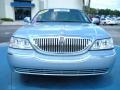 Lincoln Town Car Signature Light Ice Blue Metallic photo #8 Lincoln Town Car Signature Light Ice Blue Metallic photo #8