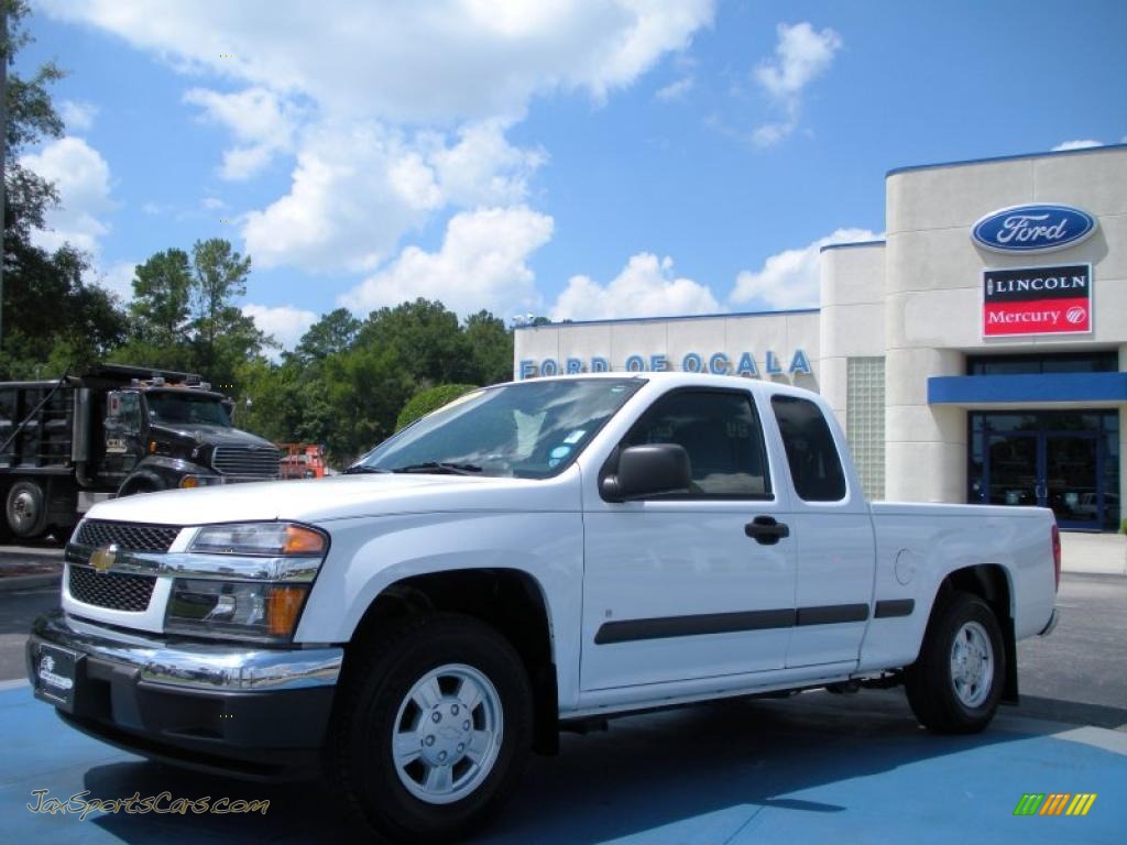 Summit White / Very Dark Pewter Chevrolet Colorado Extended Cab