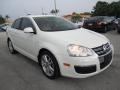 Volkswagen Jetta Wolfsburg Edition Sedan Campanella White photo #7 Volkswagen Jetta Wolfsburg Edition Sedan Campanella White photo #7