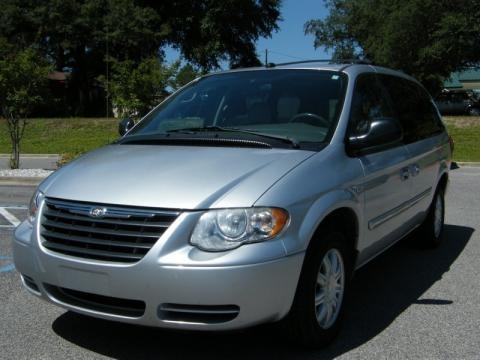 Bright Silver Metallic 2005 Chrysler Town & Country Touring Bright Silver Metallic 2005 Chrysler Town & Country Touring