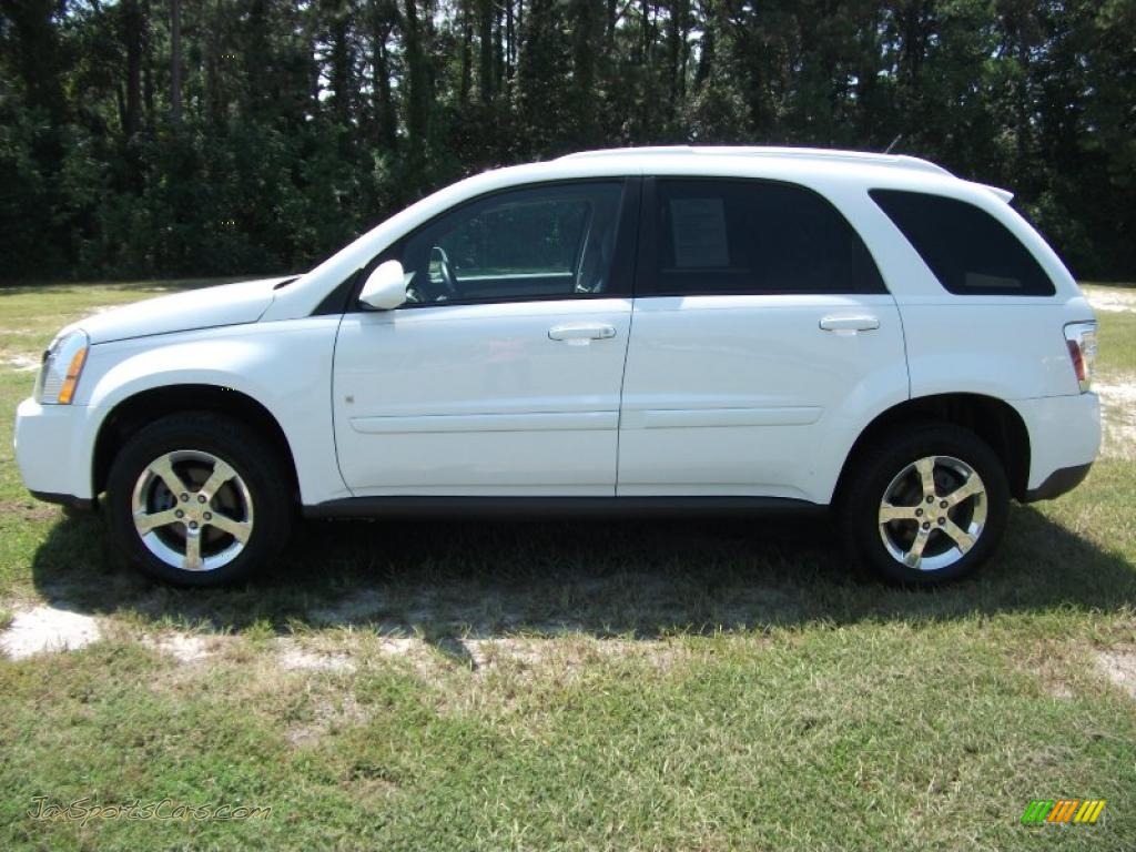 Summit White / Light Gray Chevrolet Equinox LT