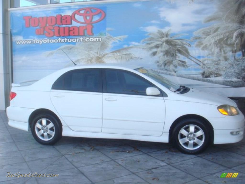 Super White / Black Toyota Corolla S Super White / Black Toyota Corolla S
