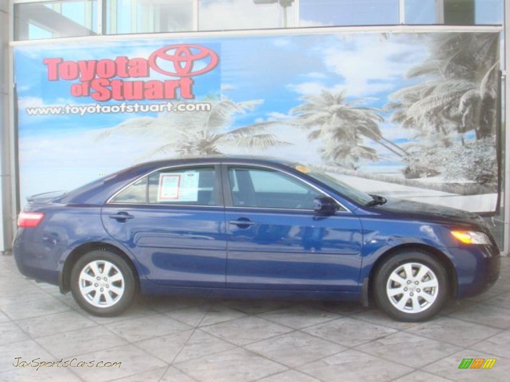 Blue Ribbon Metallic / Ash Toyota Camry XLE