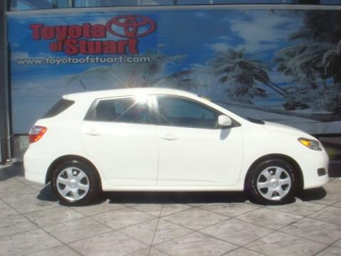 Super White 2010 Toyota Matrix 1.8 Super White 2010 Toyota Matrix 1.8