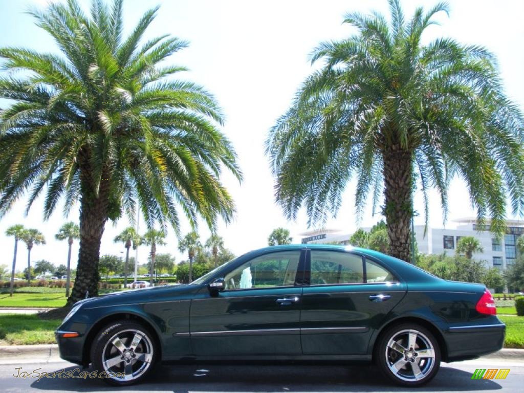 Everest Green Metallic / Java Mercedes-Benz E 320 Sedan Everest Green Metallic / Java Mercedes-Benz E 320 Sedan