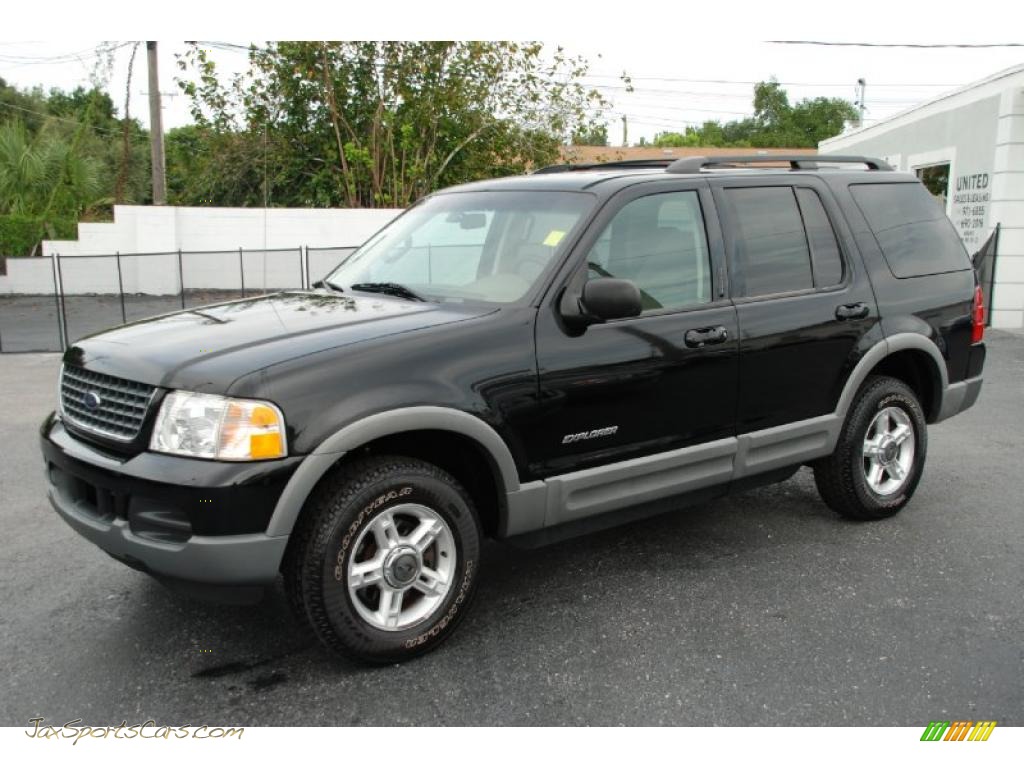 Black Clearcoat / Medium Parchment Ford Explorer XLT Black Clearcoat / Medium Parchment Ford Explorer XLT