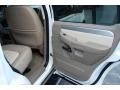 Mercury Mountaineer V6 Oxford White photo #24