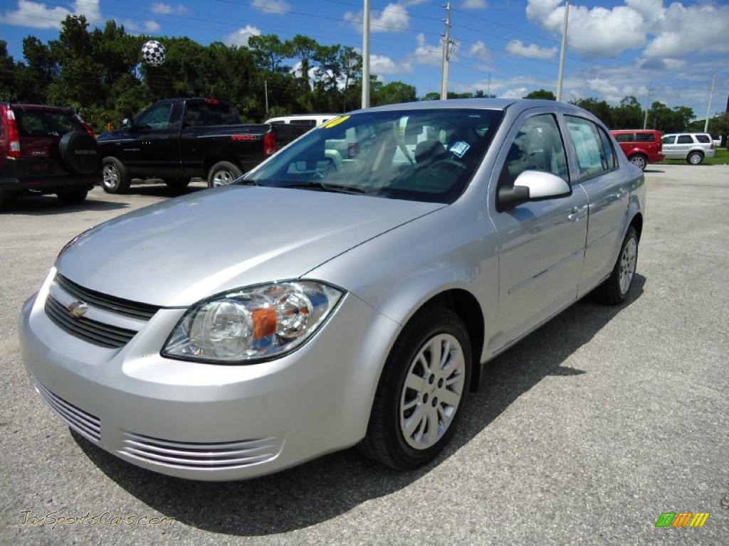 Silver Ice Metallic / Ebony Chevrolet Cobalt LT Sedan Silver Ice Metallic / Ebony Chevrolet Cobalt LT Sedan