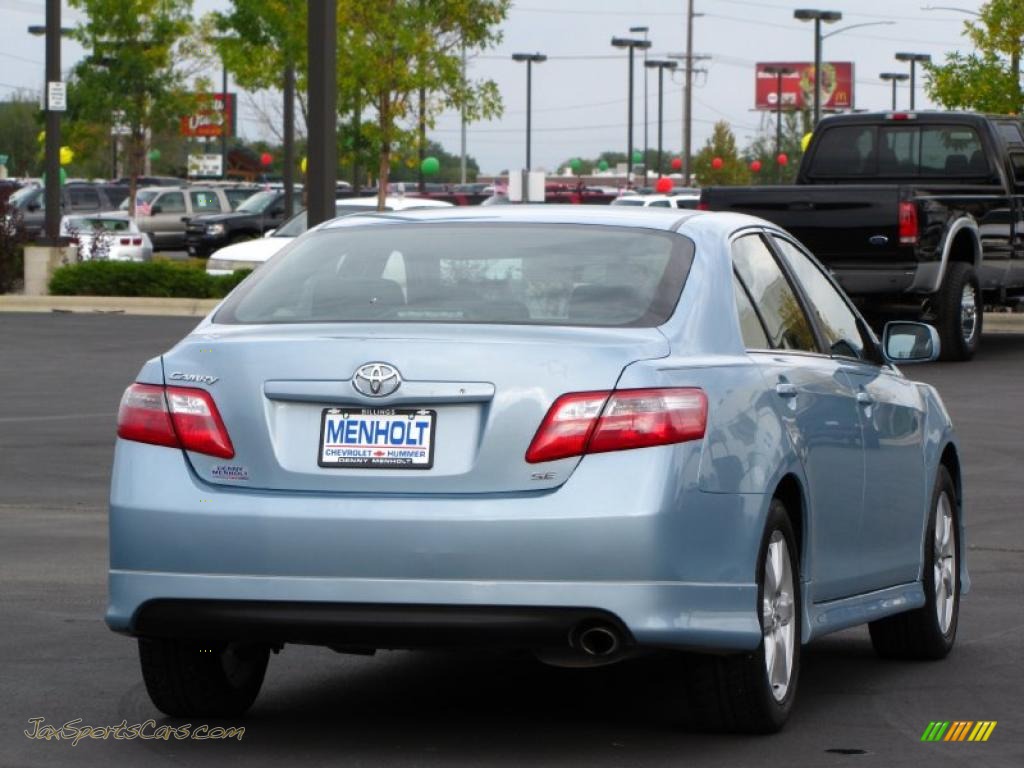 2009 Camry SE - Sky Blue Pearl / Charcoal photo #12