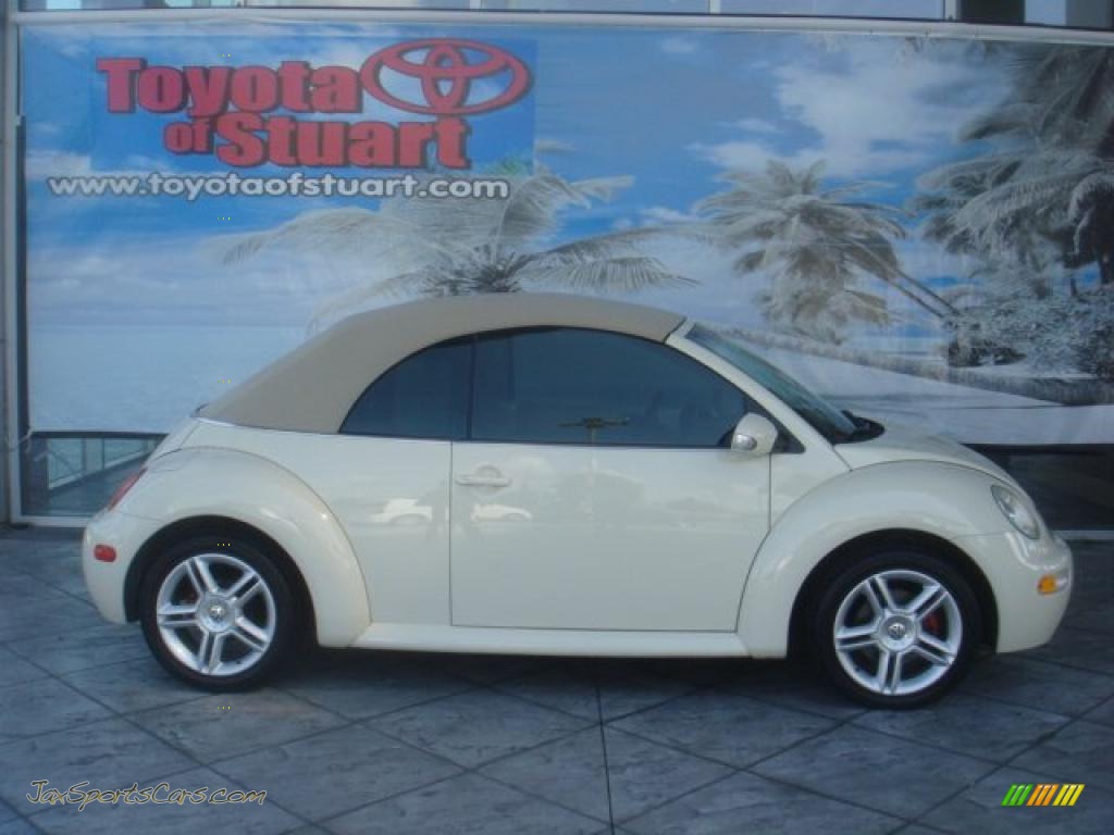 Volkswagen Beetle Cream