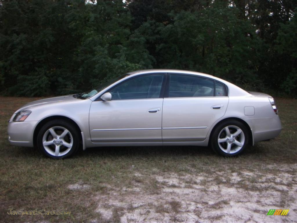2005 Nissan Altima 3.5 SE in Sheer Silver Metallic 456644 Jax