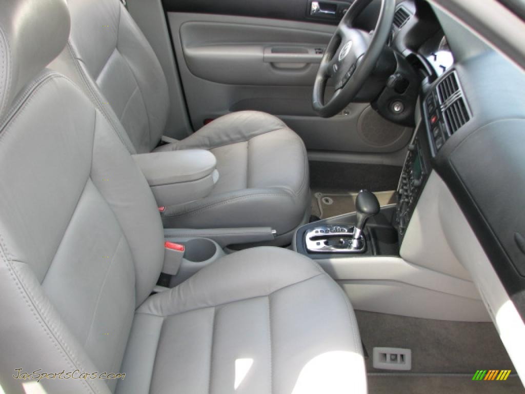 2004 Jetta GLS 1.8T Sedan - Platinum Grey Metallic / Grey photo #12