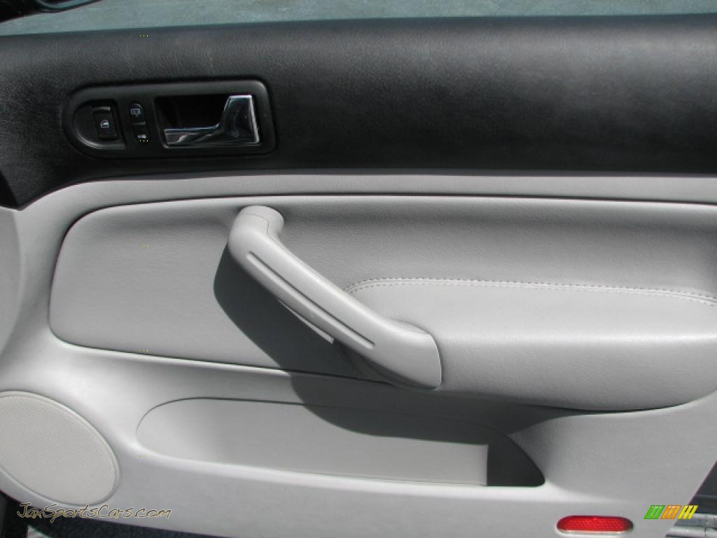2004 Jetta GLS 1.8T Sedan - Platinum Grey Metallic / Grey photo #15
