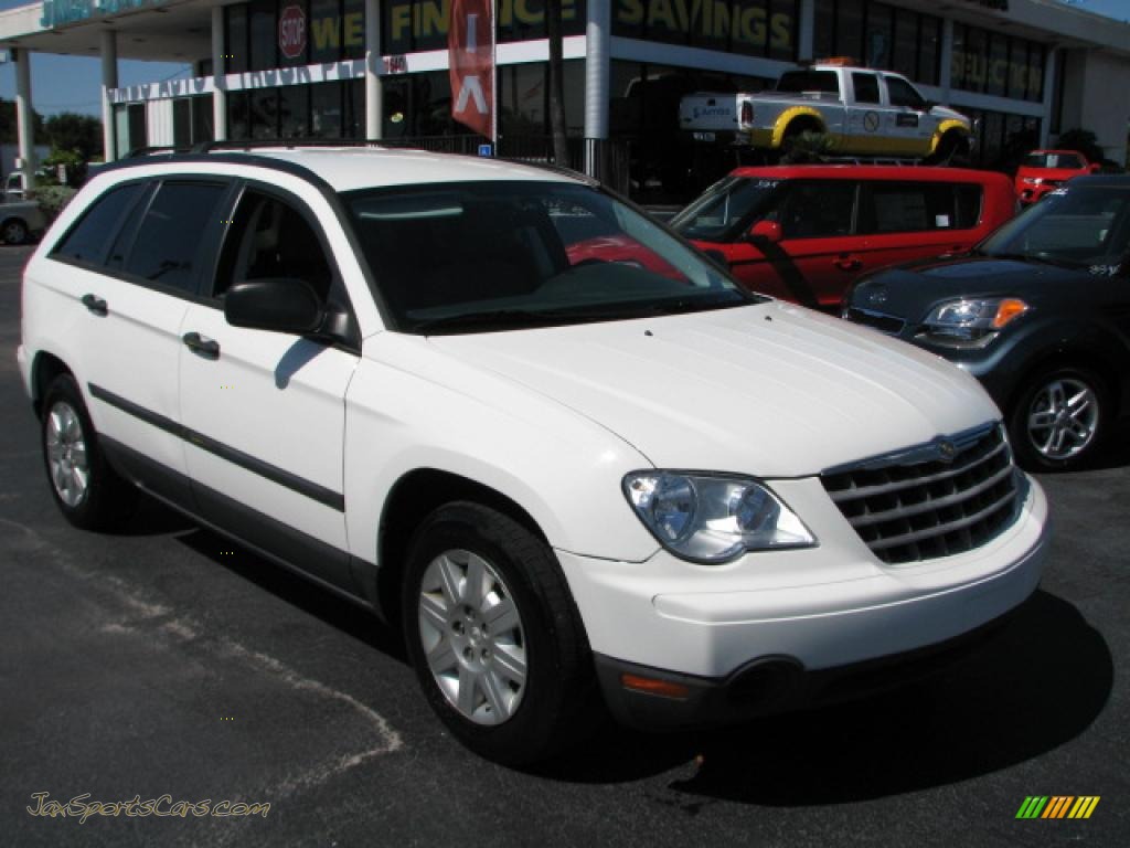 Chrysler pacifica limited white #3