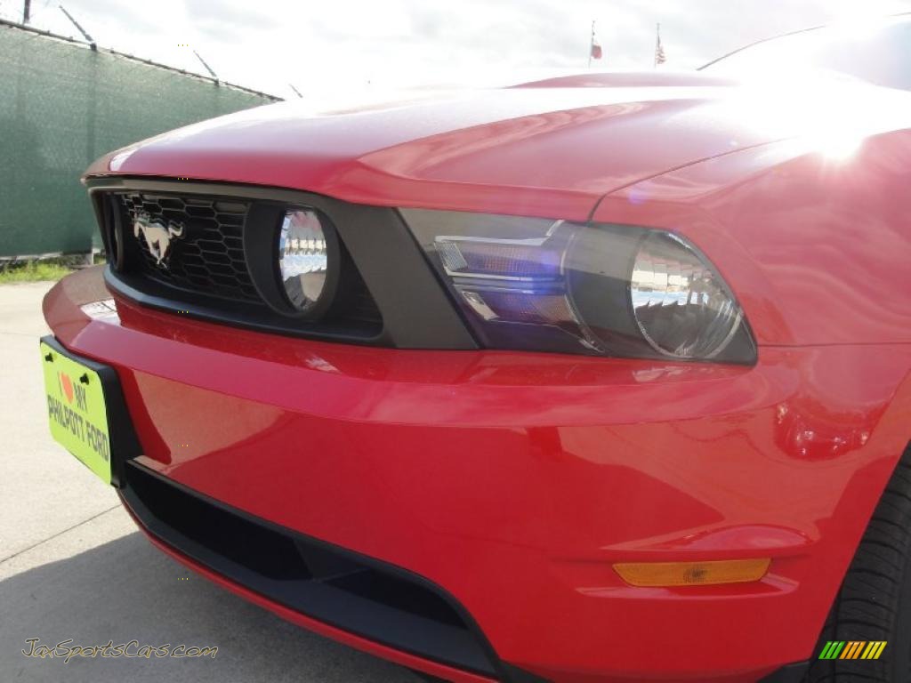 2011 Mustang GT Premium Convertible - Race Red / Charcoal Black photo #9