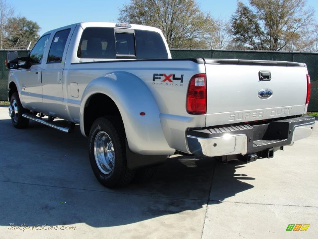 2011 Ford F350 Super Duty Lariat Crew Cab 4x4 Dually In