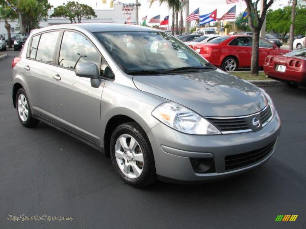 2008 Nissan versa sl hatchback for sale #8