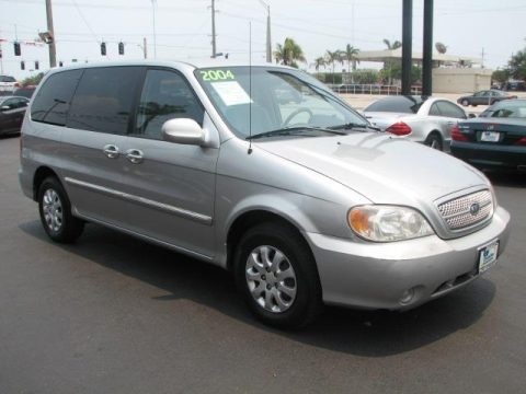 Diamond Silver 2004 Kia Sedona LX Diamond Silver 2004 Kia Sedona LX