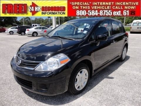 Super Black 2010 Nissan Versa 1.8 S Hatchback Super Black 2010 Nissan Versa 1.8 S Hatchback