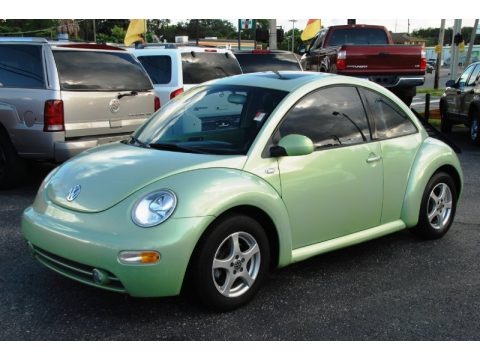 Cyber Green Metallic 2002 Volkswagen New Beetle GLS Coupe Cyber Green Metallic 2002 Volkswagen New Beetle GLS Coupe
