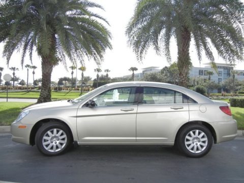 White Gold 2010 Chrysler Sebring Touring Sedan