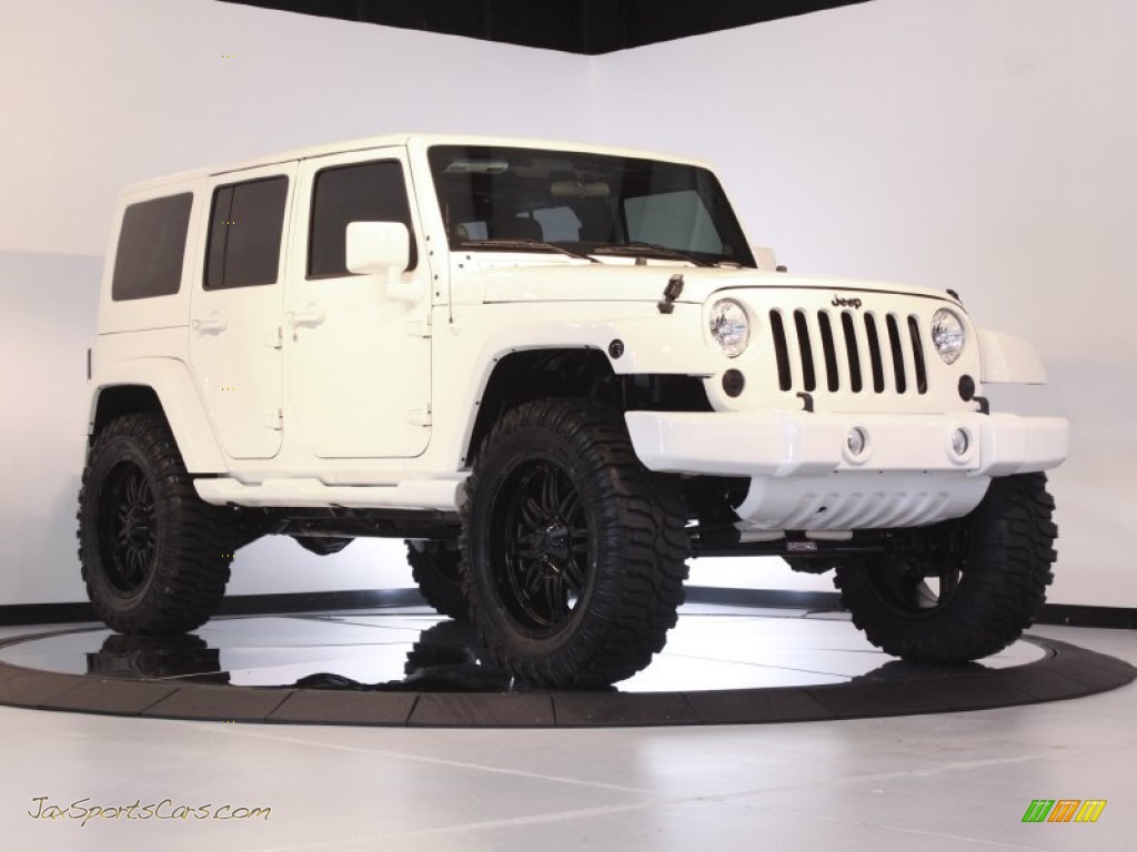 2011 White jeep sahara for sale #3
