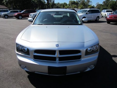 Bright Silver Metallic 2010 Dodge Charger SXT