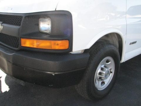Summit White 2006 Chevrolet Express 2500 Commercial Van Summit White 2006 Chevrolet Express 2500 Commercial Van