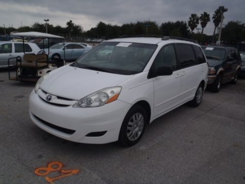 Natural White 2007 Toyota Sienna LE