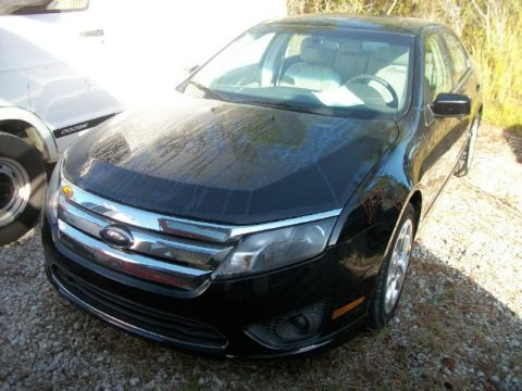 Tuxedo Black Metallic 2010 Ford Fusion SE