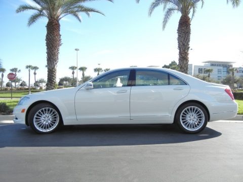 Diamond White Metallic 2010 Mercedes-Benz S 550 Sedan Diamond White Metallic 2010 Mercedes-Benz S 550 Sedan