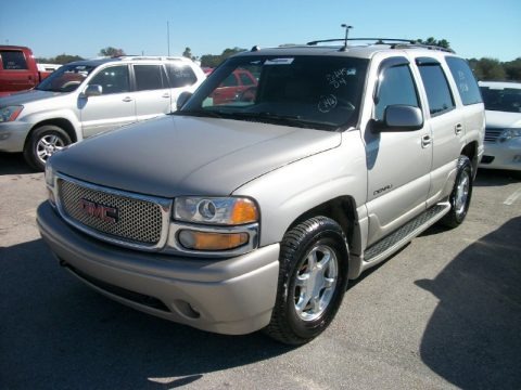 Silver Birch Metallic 2004 GMC Yukon Denali AWD Silver Birch Metallic 2004 GMC Yukon Denali AWD