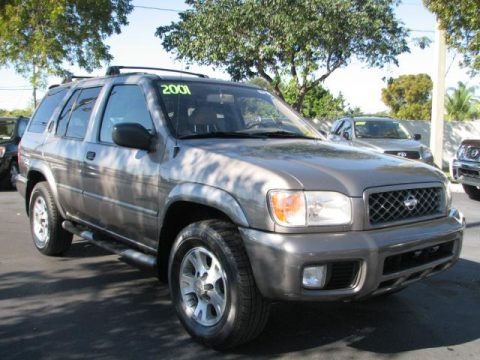 Bronzed Gray Metallic 2001 Nissan Pathfinder SE Bronzed Gray Metallic 2001 Nissan Pathfinder SE