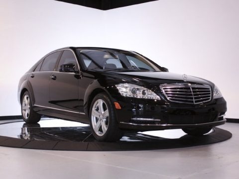 Black 2010 Mercedes-Benz S 550 Sedan Black 2010 Mercedes-Benz S 550 Sedan