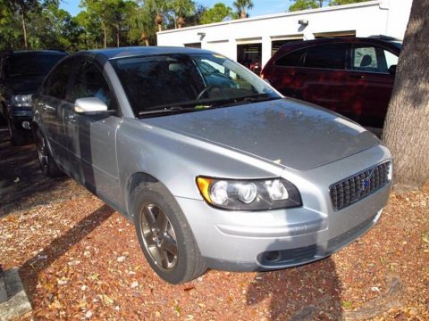 Silver Metallic 2006 Volvo S40 T5 AWD Silver Metallic 2006 Volvo S40 T5 AWD