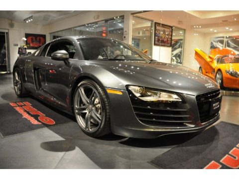 Daytona Grey Pearl Effect 2009 Audi R8 4.2 FSI quattro Daytona Grey Pearl Effect 2009 Audi R8 4.2 FSI quattro