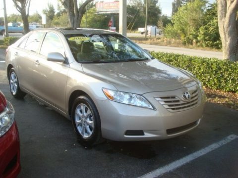 Desert Sand Metallic 2009 Toyota Camry LE
