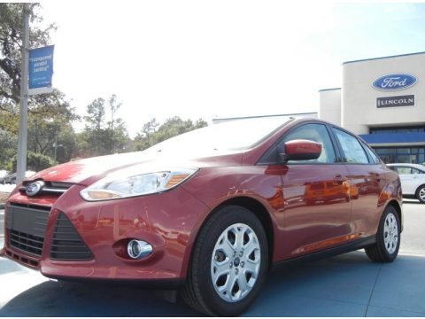 Red Candy Metallic 2012 Ford Focus SE Sedan Red Candy Metallic 2012 Ford Focus SE Sedan