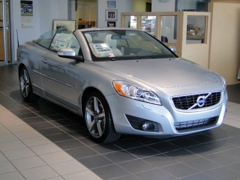 Electric Silver Metallic 2012 Volvo C70 T5