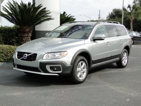 Electric Silver Metallic 2012 Volvo XC70 3.2