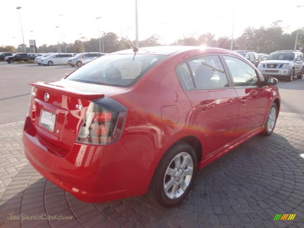 2012 Sentra 2.0 SR - Red Alert / Charcoal photo #8 2012 Sentra 2.0 SR - Red Alert / Charcoal photo #8