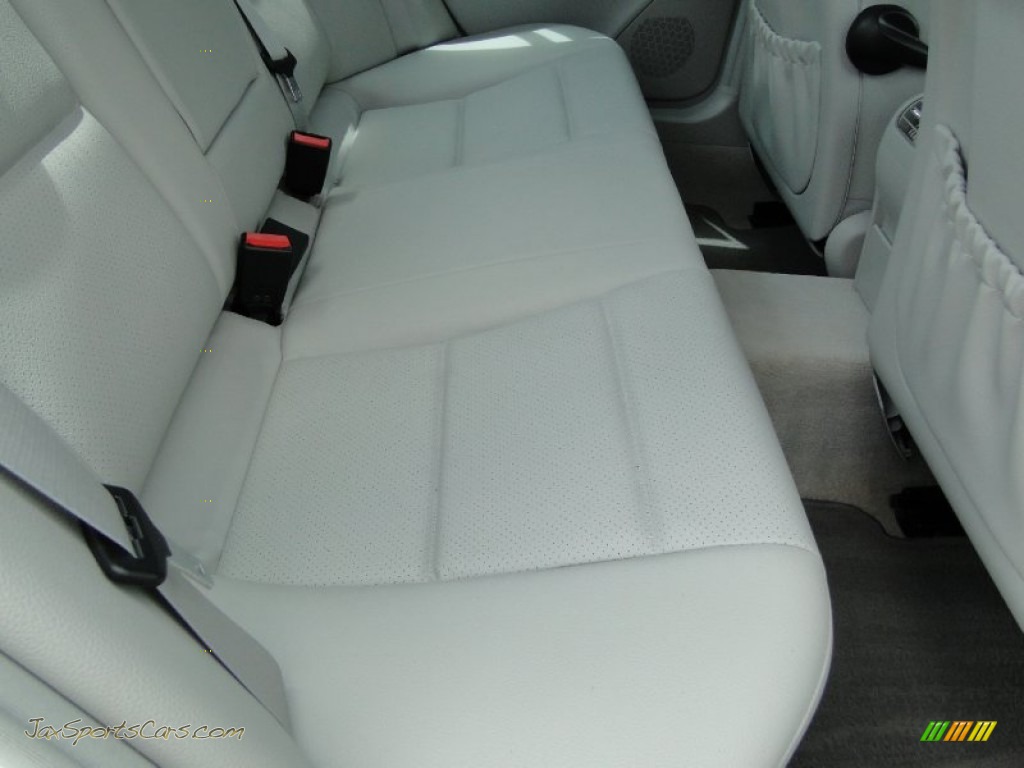 2006 C 230 Sport - Alabaster White / Ash photo #32 2006 C 230 Sport - Alabaster White / Ash photo #32